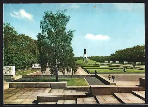 AK Berlin-Treptow, Sowjetisches Ehrenmal