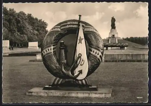 AK Berlin-Treptow, Sowjetisches Ehrenmal