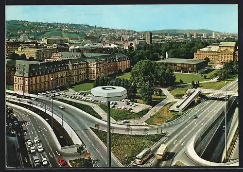 AK Stuttgart, Strasse am Charlottenplatz mit neuem Schloss, Landtag und Oper