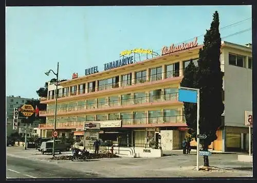 AK Antibes, Azurville, Le Tananarive et le Centre Commercial