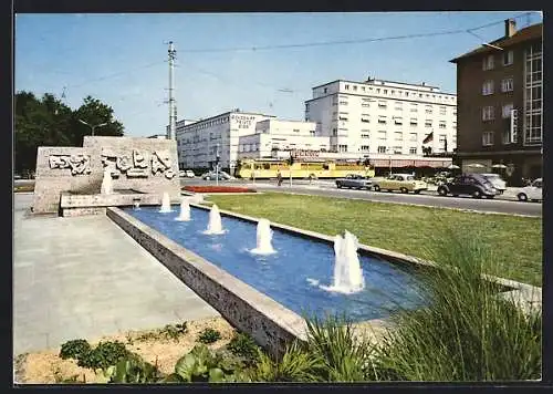 AK Karlsruhe, Altbahnbahnhof mit Becken