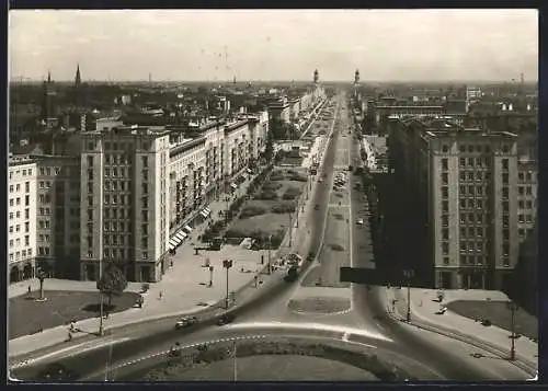AK Berlin, Karl-Marx-Allee und Frankfurter Tor aus der Vogelschau