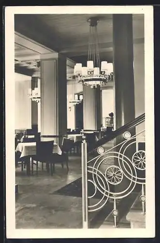 AK Berlin-Friedrichshain, HO-Gaststätte Warschau, Innenansicht