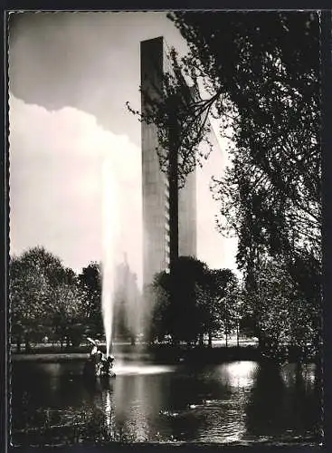 AK Düsseldorf, Gröne Jong und Tyssenhaus
