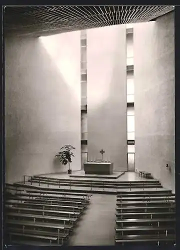 AK Lohr am Main, Kirchenraum der katholischen Pfarrkirche St. Pius, Erbaut 1961, Innenansicht