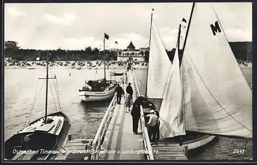 AK Timmendorfer Strand / Ostsee, Strandhalle und Landungsbrücke