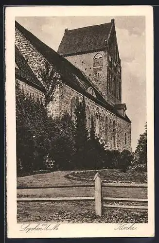 AK Lychen /U. M., Kirche, Teilansicht mit Anlage
