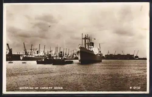 AK Cardiff, Shipping at the Docks