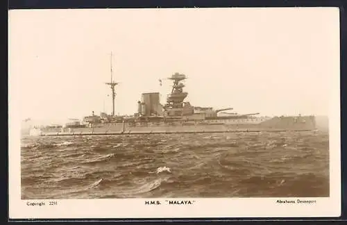 AK Kriegsschiff HMS Malaya auf See