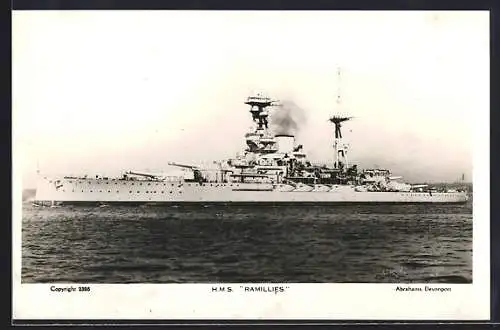 AK Kriegsschiff HMS Ramillies auf See
