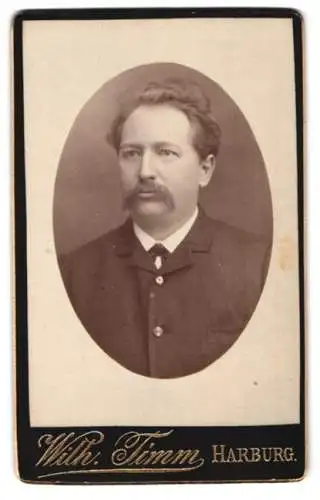 Fotografie Wilh. Timm, Harburg, Lindenstr. 7, Porträt eines Herren