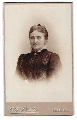 Fotografie Wilh. Schröder, Lübbecke i. W., Porträt einer Frau