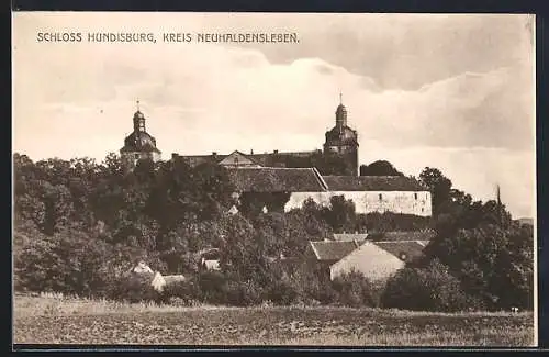 AK Hundisburg /Neuhaldensleben, Teilansicht mit Schloss