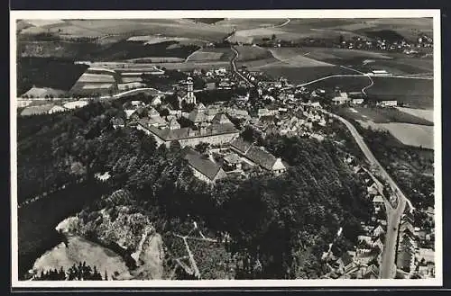 AK Augustusburg /Erzgeb., Gesamtansicht vom Flugzeug aus