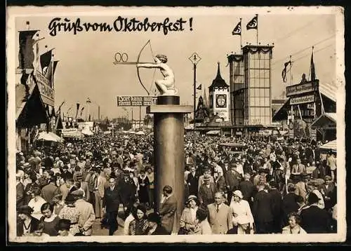 AK München, Menschenmenge auf dem Oktoberfest, 