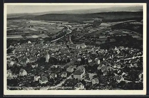 AK Grünberg /Oberhessen, Gesamtansicht mit Fernblick vom Flugzeug aus