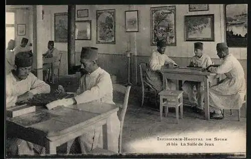AK Infirmerie-Hopital de Spire, Salle de Jeux, Männer beim Brettspiel