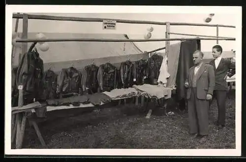 Foto-AK Händler für Kleidung