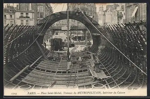 AK Paris, Place Saint-Michel, Travaux du Metropolitain, Intérieur du Caisson