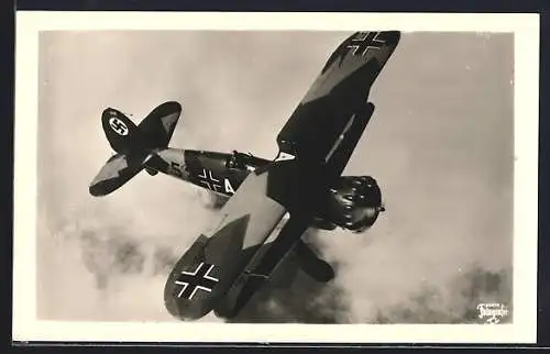 AK Unsere Luftwaffe, Sturz-Kampfeinsitzer Henschel Hs 123 im Fluge