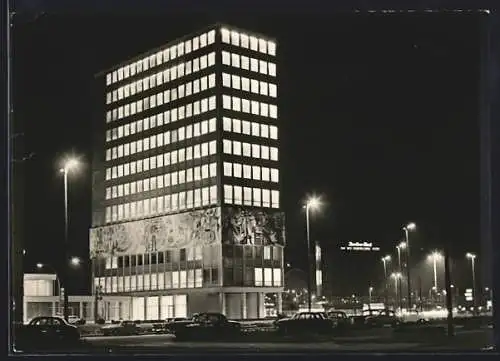 AK Berlin, Haus des Lehrers bei Nacht