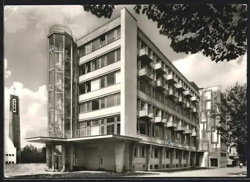 AK Berlin-Charlottenburg, Wilhelm-Wieskamm-Haus mit Thomas-Maurus-Kolleg und Newman-Heim