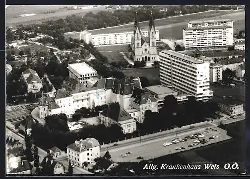 AK Wels /O. Ö., Allg. Krankenhaus mit Umgebung aus der Vogelschau