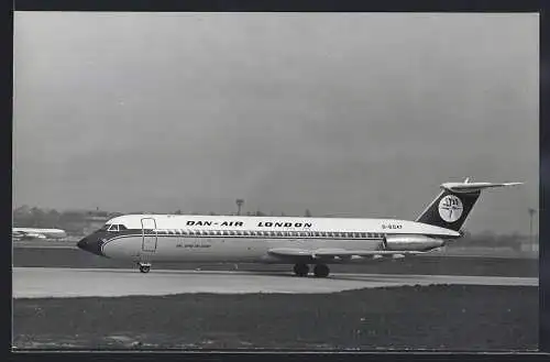 Fotografie Flugzeug BAC Super One Eleven G-BDAT der Dan-Air London auf dem Flughafen Berlin-Tegel