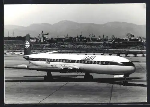 Fotografie Flugzeug De Havilland DH.106 Comet G-APMG der BEA