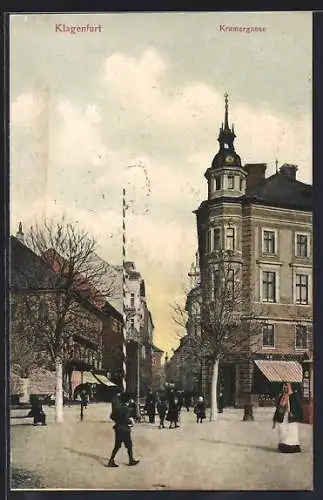 AK Klagenfurt, Strasse Kramergasse mit Geschäft
