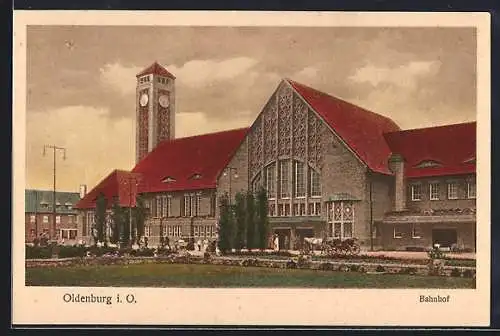 AK Oldenburg i. O., Bahnhof mit Gartenanlage
