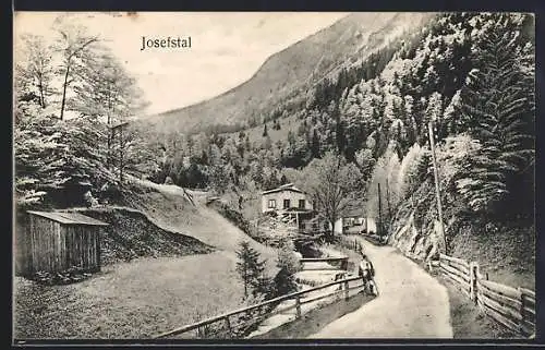 AK Josefstal, Ortspartie an der Landstrasse