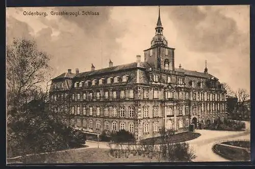 AK Oldenburg /O., Grossherzogliches Schloss mit Park