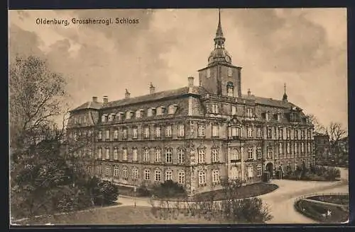 AK Oldenburg / O., Grossherzogliches Schloss mit Park