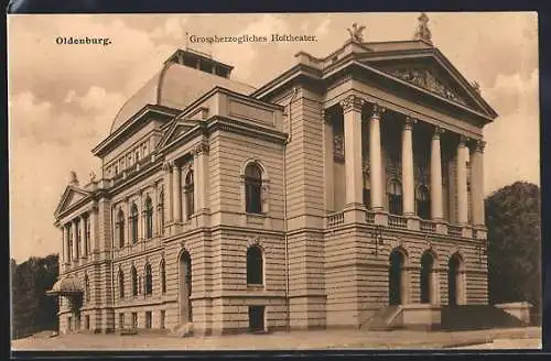 AK Oldenburg / O., Blick auf grossherzogl. Hoftheater