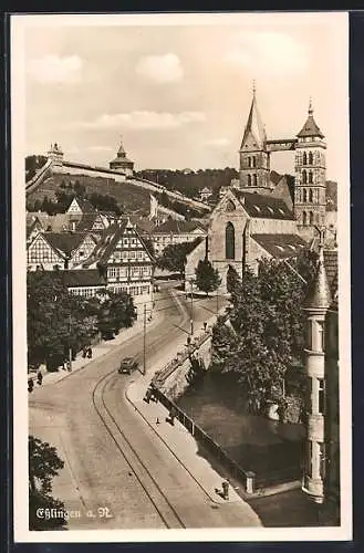 AK Esslingen a. N., Strassenpartie mit Kirche
