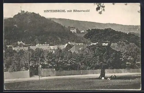 AK Hinterbrühl, Ortsansicht mit Römerwald