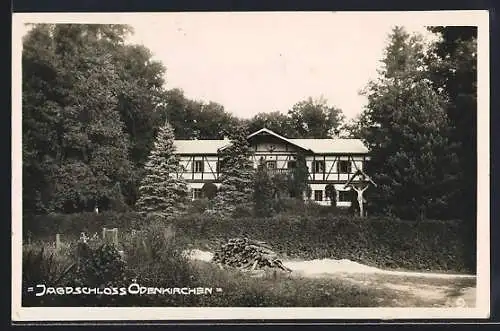 AK Hollabrunn, Jagdschloss Ödenkirchen mit Waldpartie