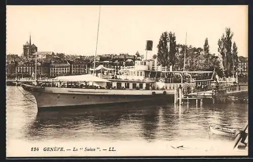 AK Geneve, Salondampfer Suisse im Hafen