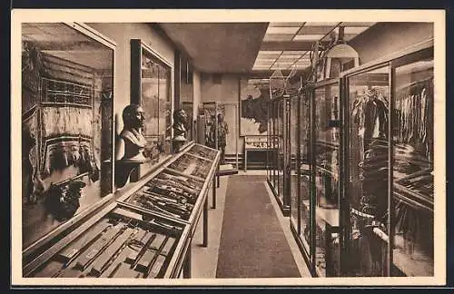 AK Radebeul, Karl May-Museum, Blick durch den rechten Gang