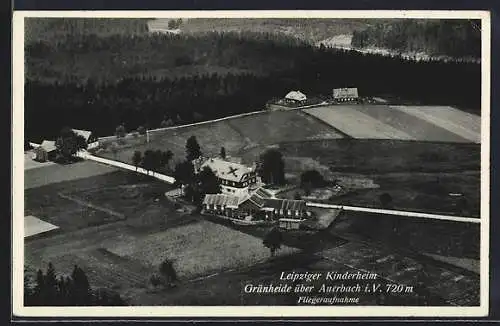 AK Grünheide ü. Auerbach i. V., Fliegeraufnahme vom Leipziger Kinderheim