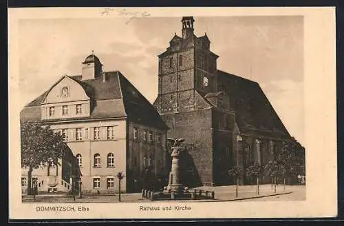 AK Dommitzsch /Elbe, Rathaus und Kirche