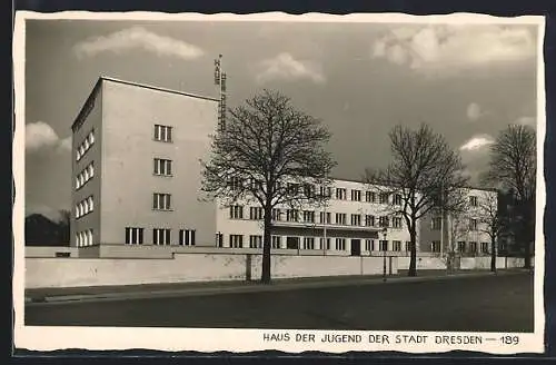 AK Dresden-Strehlen, Haus der Jugend