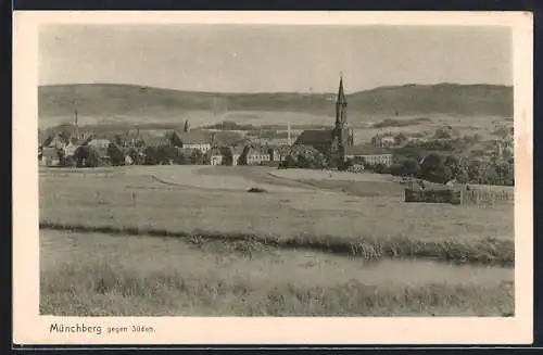 AK Münchberg, Totalansicht gegen Süden mit Kirche
