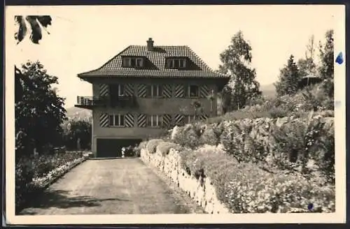 AK Goldlauter-Heidersbach, Wohnhaus mit Gartenanlage