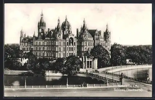 AK Schwerin i. M., Schloss, Stadtseite