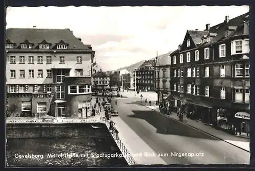 AK Gevelsberg, Mittelstrasse mit Stadtsparkasse und Blick zum Nirgenaplatz