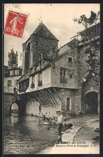 AK Moret-sur-Loing, Vieille Maison et Porte de Bourgogne