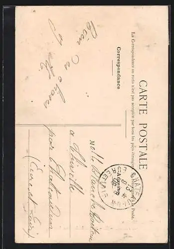 AK Melun, Statue de Jacques Amyot devant l`hôtel de ville