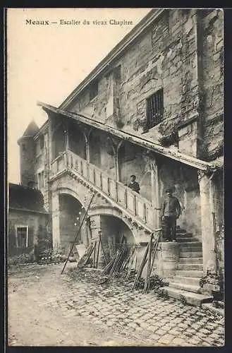 AK Meaux, Escalier du vieux Chapitre